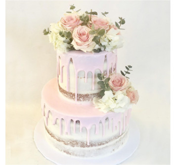 Голый свадебный торт с цветами