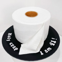 Торт в виде туалетной бумаги