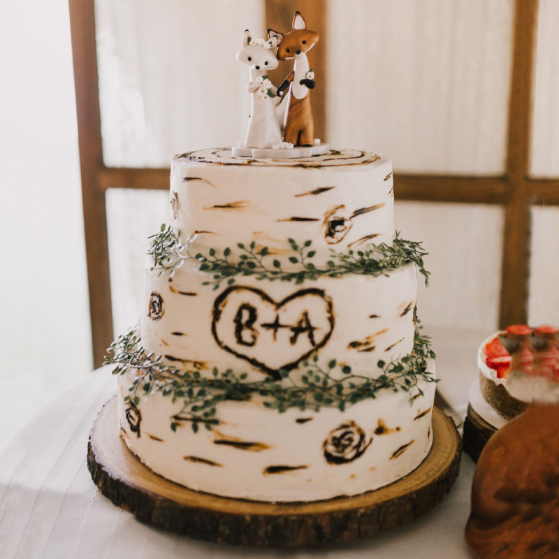 Свадебный торт с лисичками