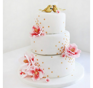 Свадебный торт с фигурками птиц