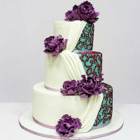Свадебный торт с ламбрекеном