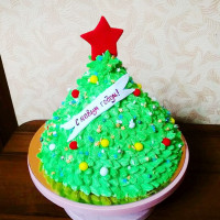 Торт в виде елки на Новый год