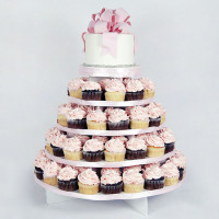Свадебный торт с кремовыми капкейками