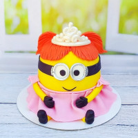 Торт в виде Миньона