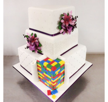 Свадебный торт в стиле Лего