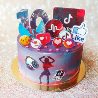 Красивый торт на 10 лет