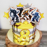 Торт с роботами трансформерами