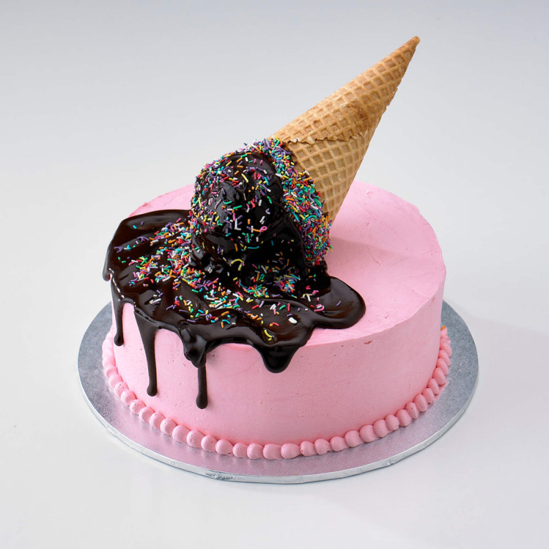 Торт с рожком от мороженого