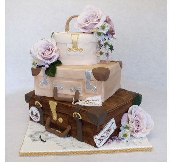 Торт Свадебный чемодан