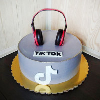 Торт Тиктокеру