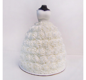 Кремовый свадебный торт платье