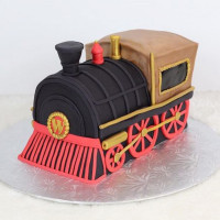 Торт в виде локомотива
