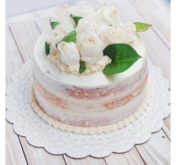 Свадебный торт с открытыми коржами и розами