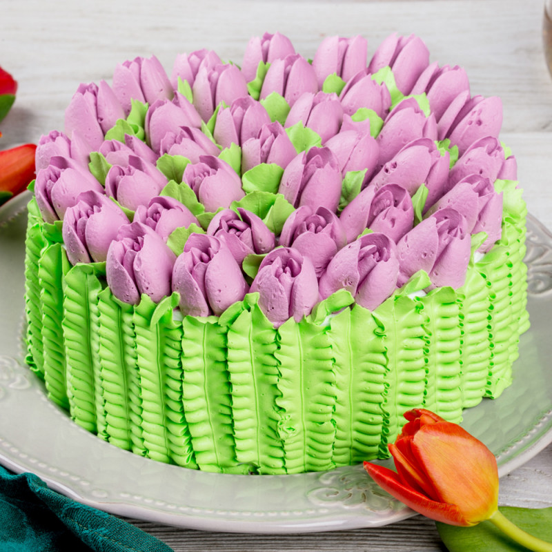 Торт на 8 марта с тюльпанами