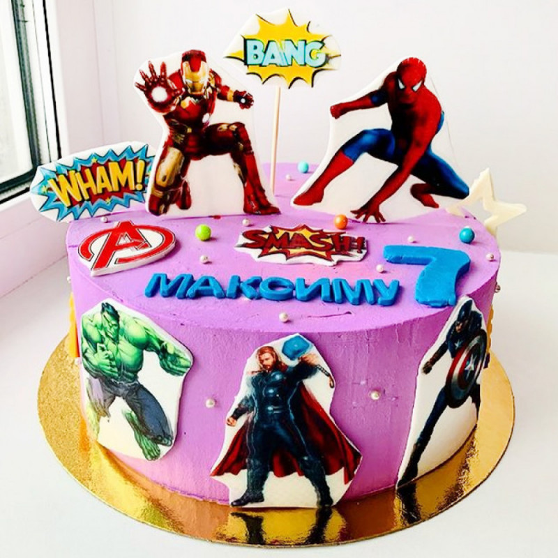 Торт с супергероями на 7 лет
