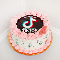 Торт Тик Ток для девочки 6 лет