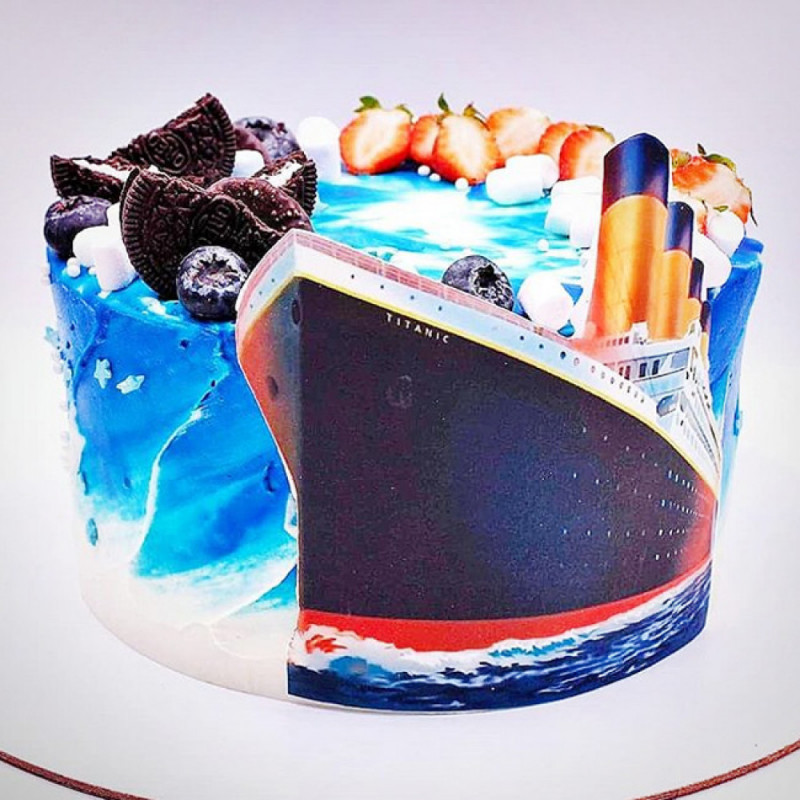 Торт в виде Титаника