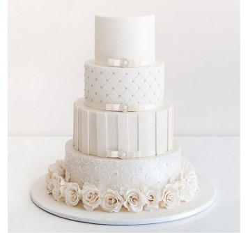 Свадебный торт в стиле шик