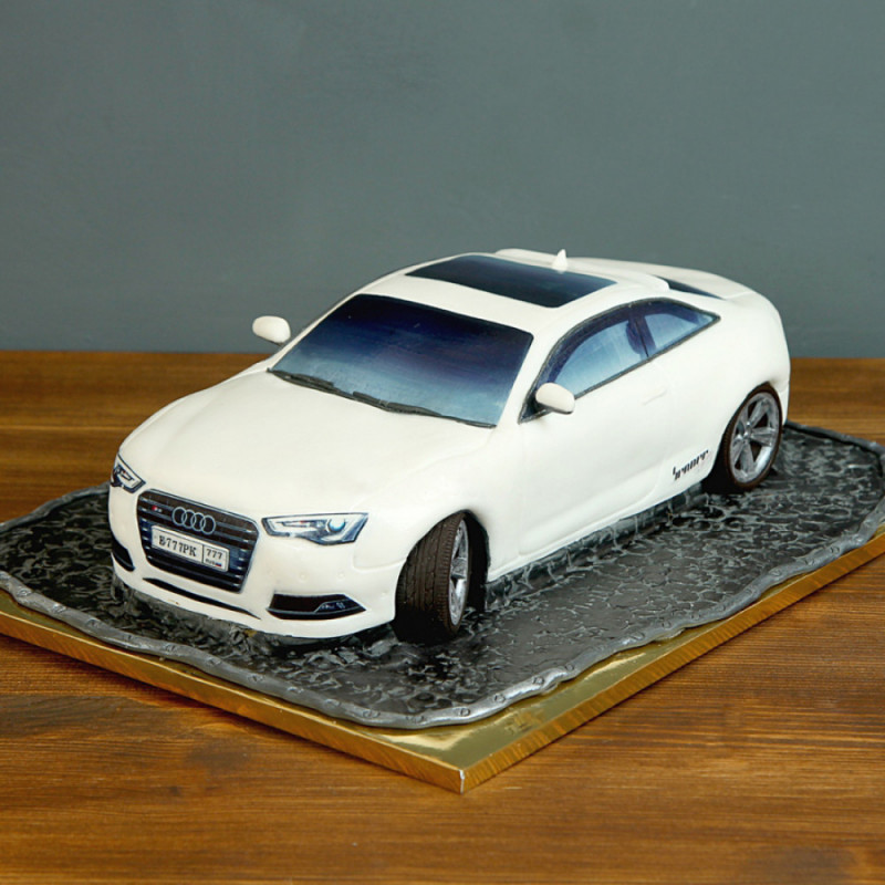 Торт Audi A5 Coupe для начальницы