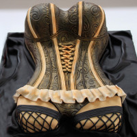 Торт в виде корсета