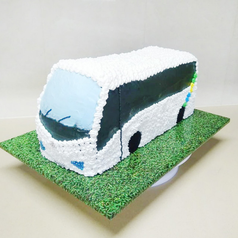 Торт автобус из крема