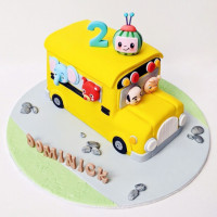 Торт школьный автобус