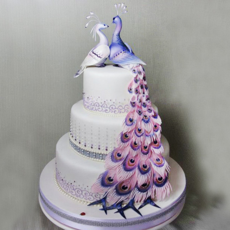 Свадебный торт с шикарными павлинами