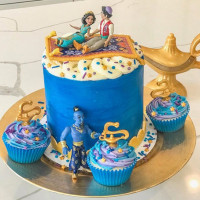 Торт с капкейками в стиле Алладин