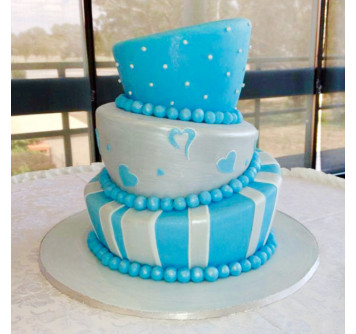 Свадебный торт в падающем стиле
