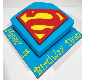 Торт знак Супермена
