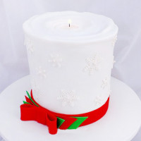 Торт в виде свечки