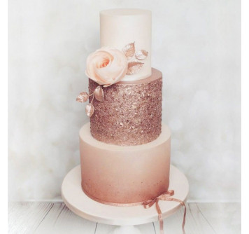 Свадебный торт с эффектом металлик