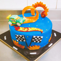 Торт Хот Вилс на 6 лет