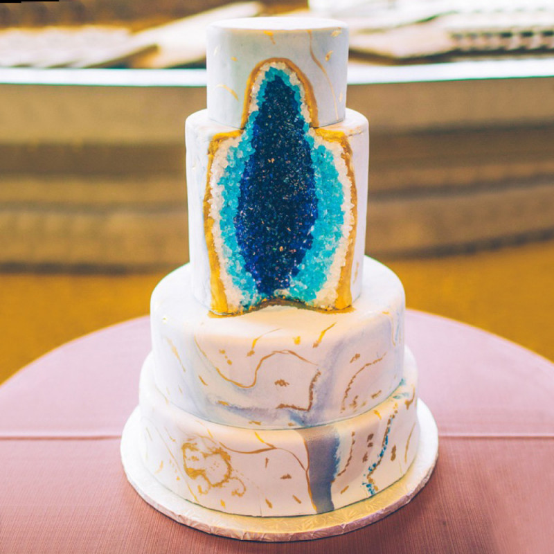 Свадебный торт с жеодой