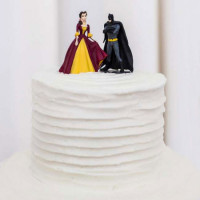 Свадебный торт с топперами киногероев