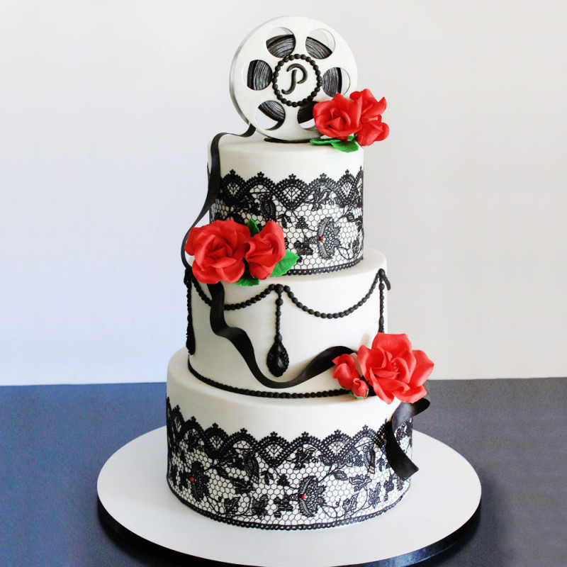 Свадебный торт в голливудском стиле