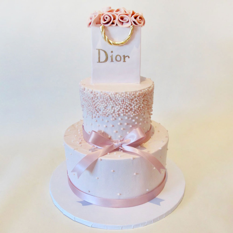 Свадебный торт в стиле Диор